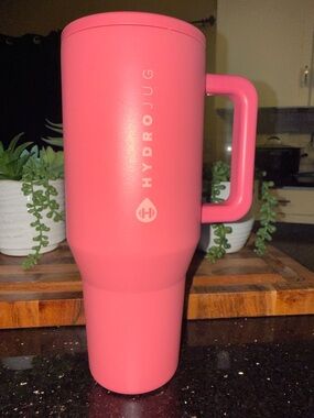 SOLD - HydroJug 40oz traveler - salmon